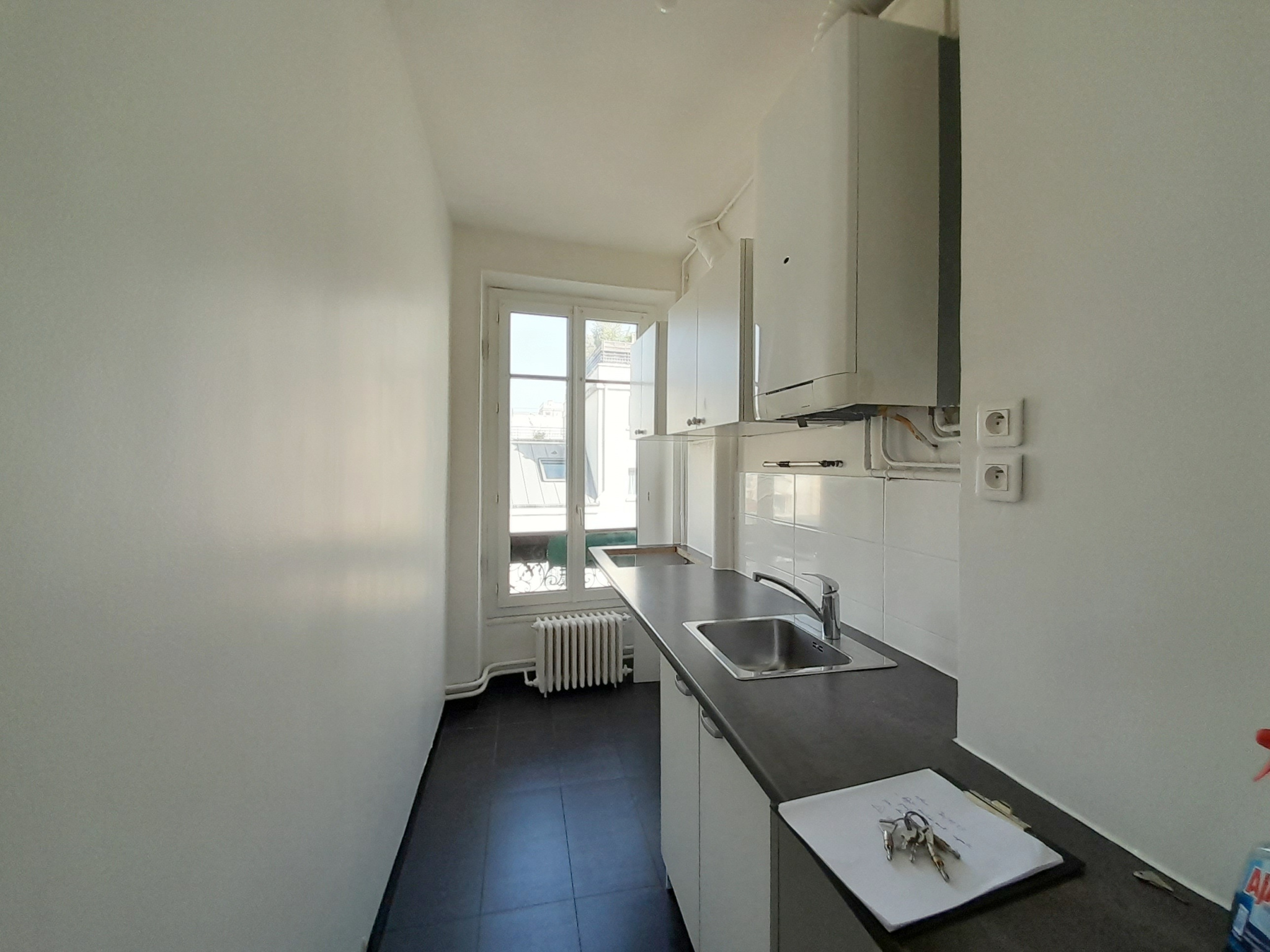 Appt loué NON MEUBLE av Marceau